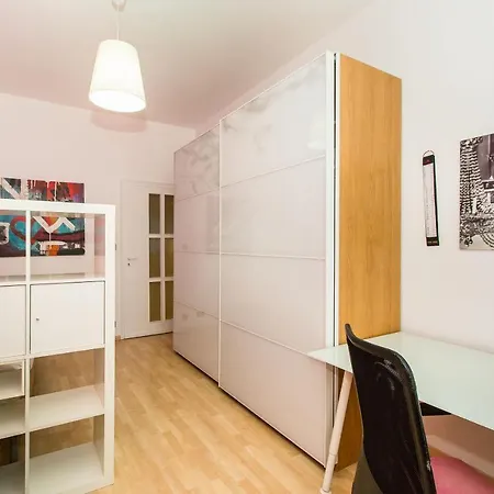 Apartment Mm Dante Colorful Turin