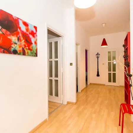 Mm Dante Colorful Apartment *