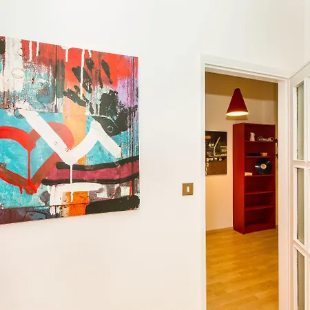 Mm Dante Colorful Apartment *